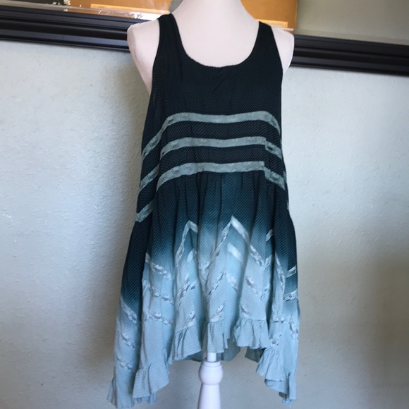 Free People Dresses & Skirts - Free People blue ombré rayon & lace trapeze dress